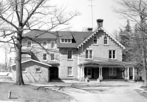 Queen Street residence when it was occupied by the Legion