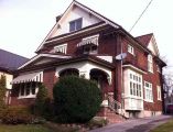Ahrens St. W. 0076 - House - 2 storey - brown brick - late Neo Classic Revival Kitchener
