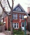 Queen St. N. 0148 - House - red brick 1 1/2 storey - Vernacular Neo Classical Revival Kitchener